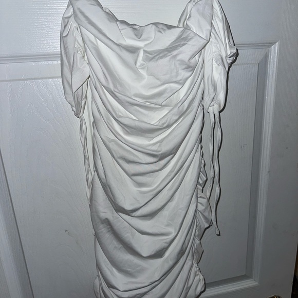 2 white ruched dresses from fashion nova. - Picture 6 of 7